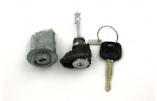69005-68070 GENUINE TOYOTA WISH KEY & CYLINDER-LOCK SET