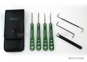 Green Stainless Steel Pick Set (7pc)