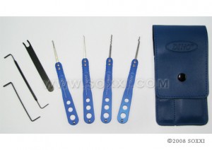 Blue Stainless 7 Pcs Pick Set